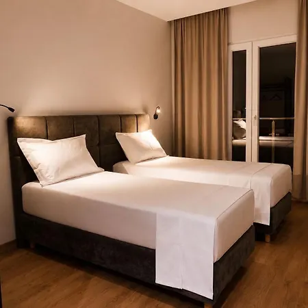 Merly Hotel 3*