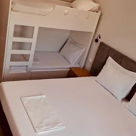 Merly Hotel 3*